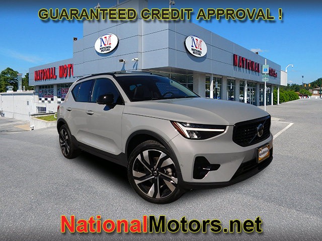Volvo XC40 Plus Dark Theme - Ellicott City MD