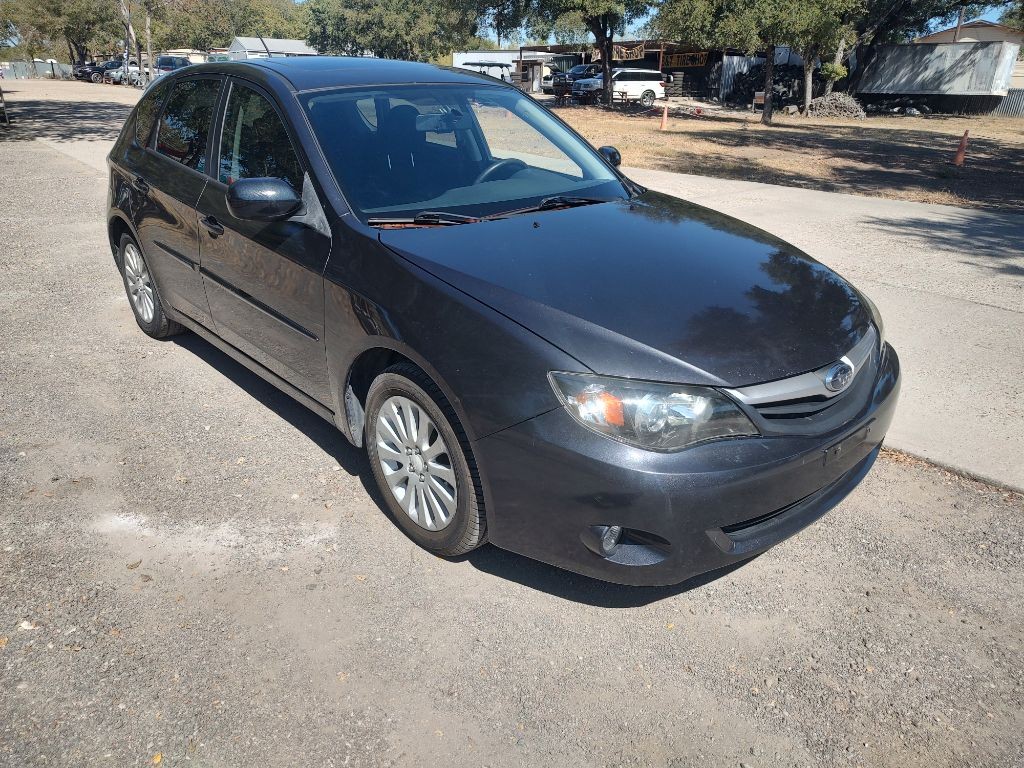 Subaru Impreza Wagon Vehicle Full-screen Gallery Image 02