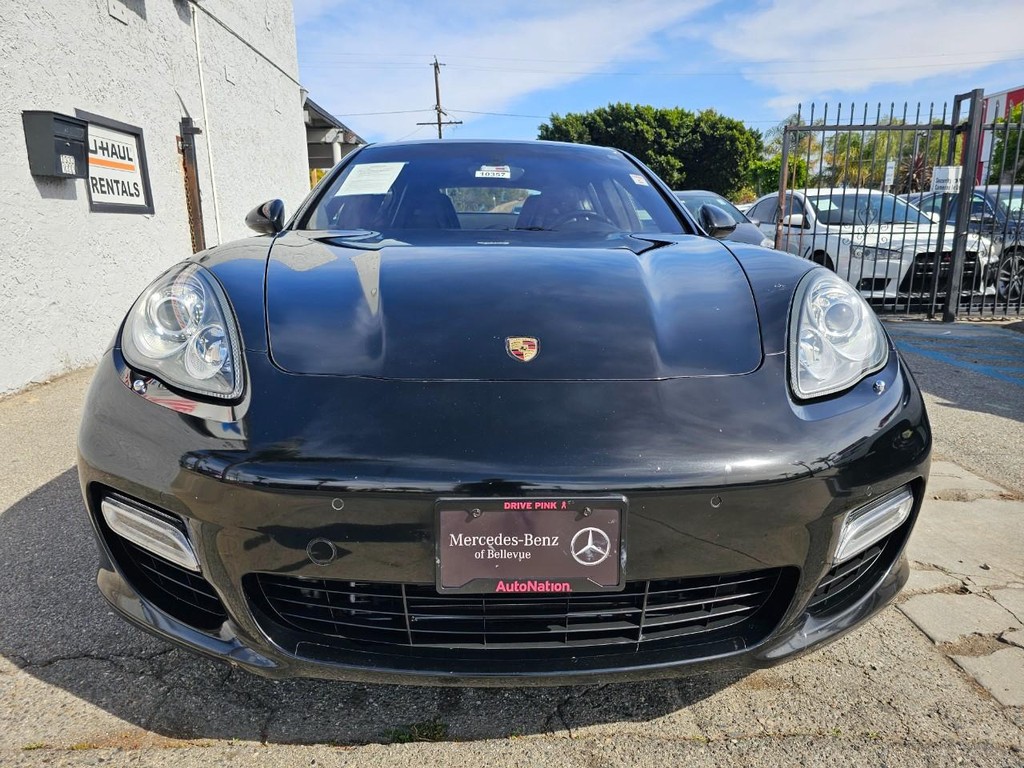 Porsche Panamera Vehicle Full-screen Gallery Image 8