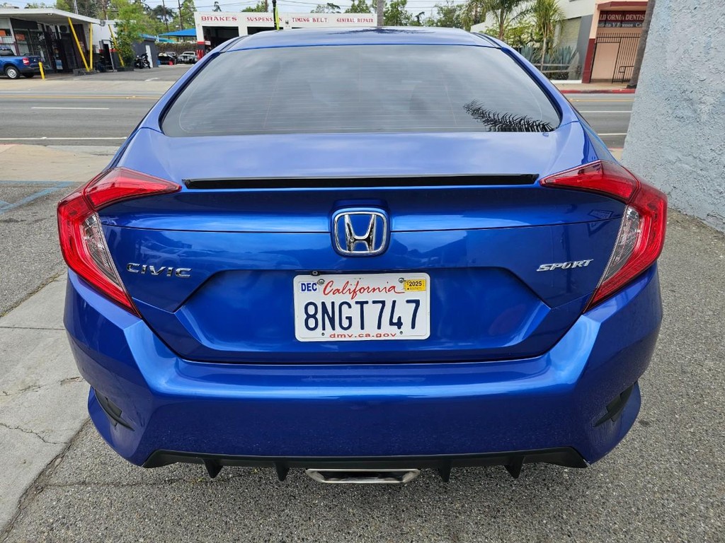 Honda Civic Sedan Vehicle Full-screen Gallery Image 5