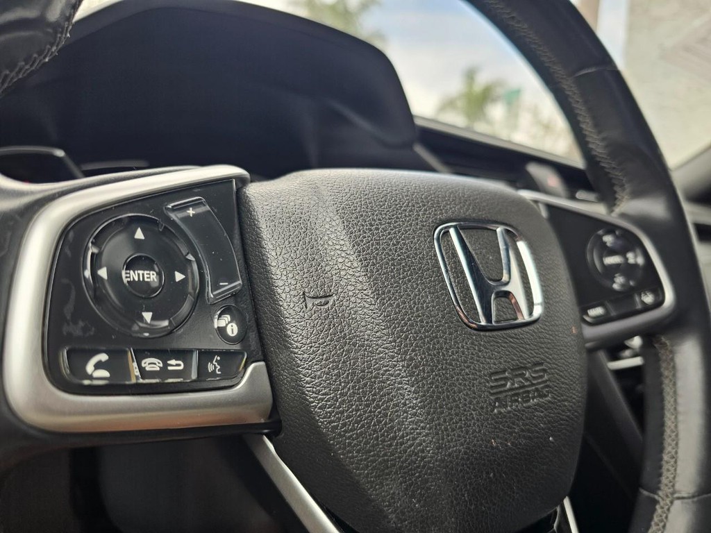 Honda Civic Sedan Vehicle Full-screen Gallery Image 19