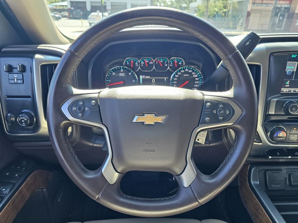 Chevrolet Silverado 1500 Vehicle Full-screen Gallery Image 23