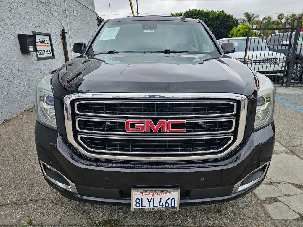 GMC Yukon XL Vehicle Full-screen Gallery Image 8