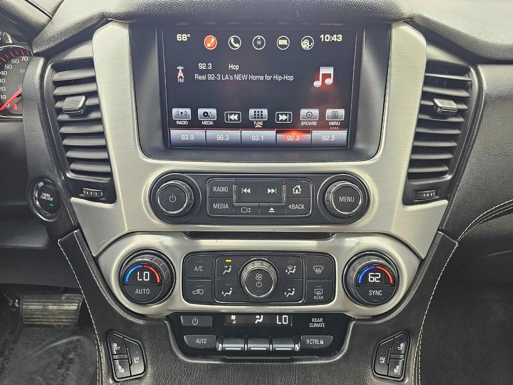 GMC Yukon XL Vehicle Full-screen Gallery Image 34