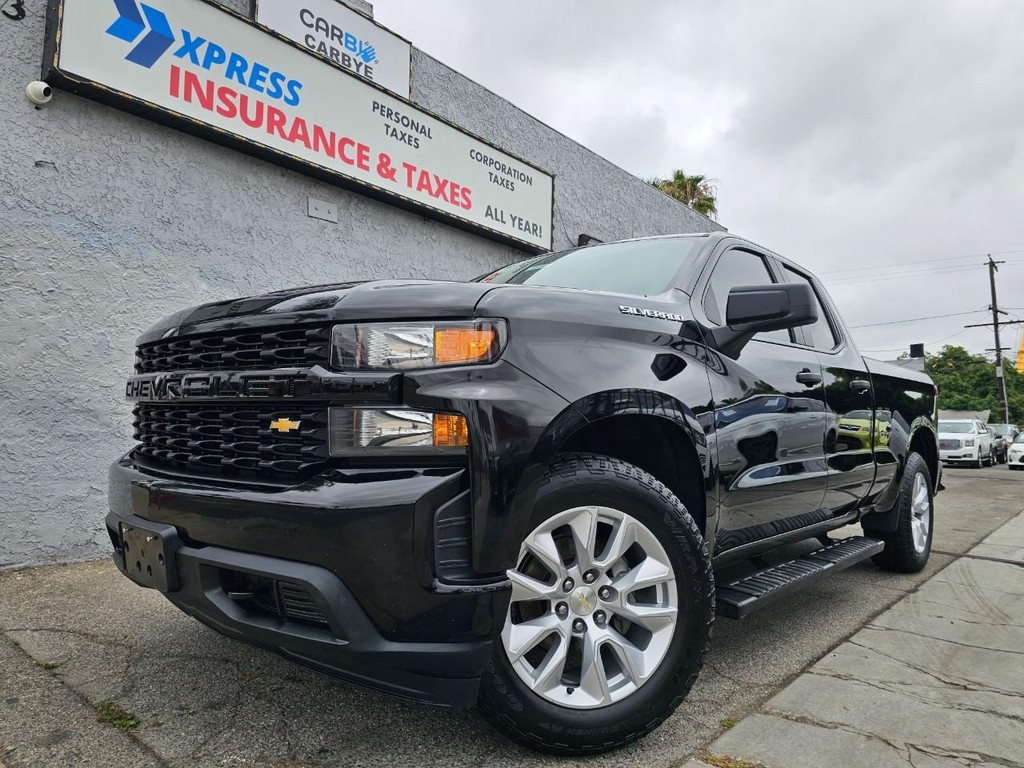 Chevrolet Silverado 1500 Vehicle Full-screen Gallery Image 2