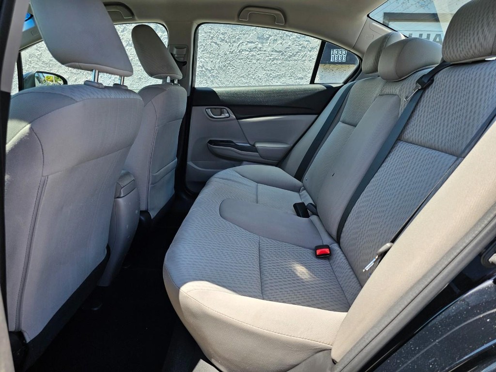 Honda Civic Sedan Vehicle Full-screen Gallery Image 20