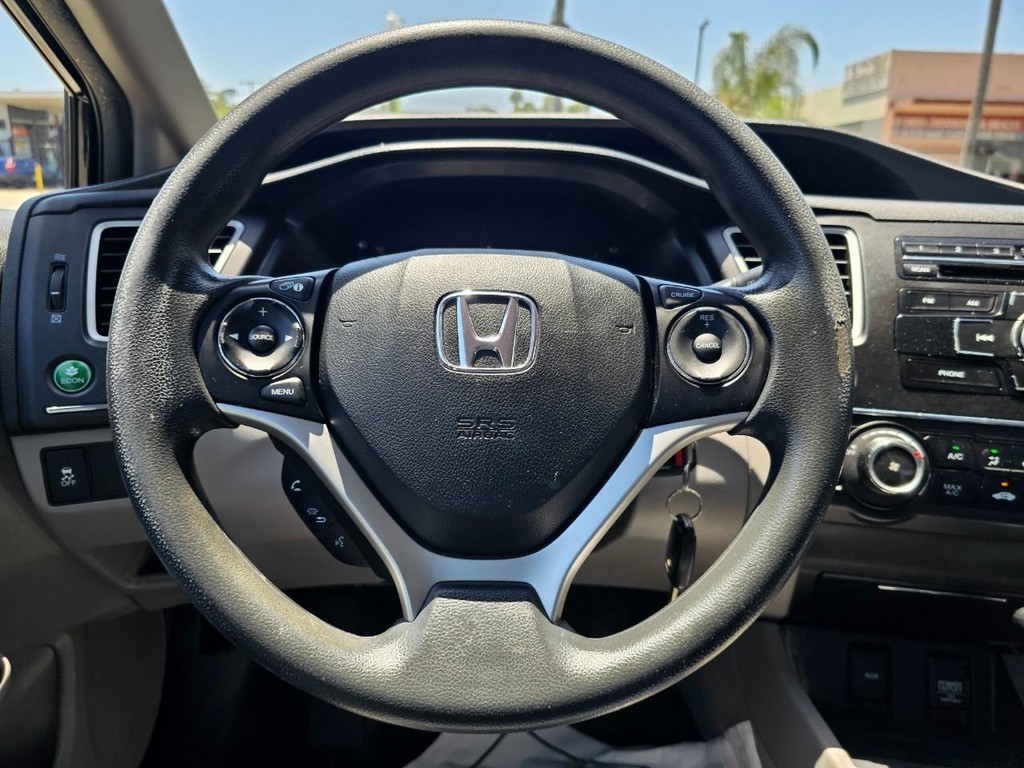 Honda Civic Sedan Vehicle Full-screen Gallery Image 25