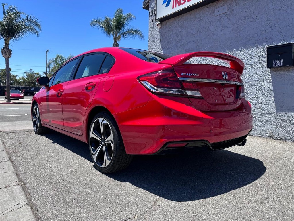 Honda Civic Sedan Vehicle Full-screen Gallery Image 3