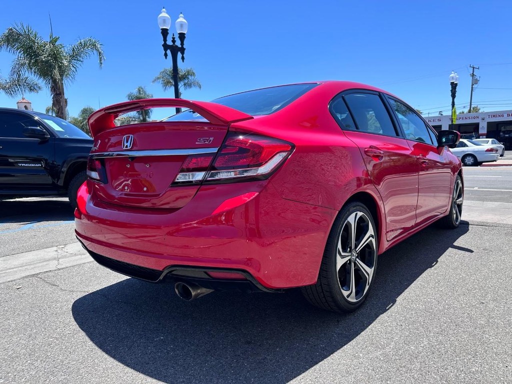 Honda Civic Sedan Vehicle Full-screen Gallery Image 5