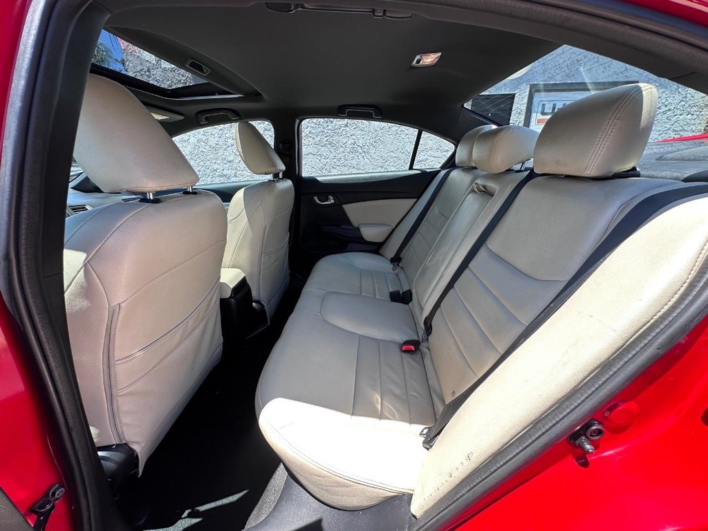 Honda Civic Sedan Vehicle Full-screen Gallery Image 13