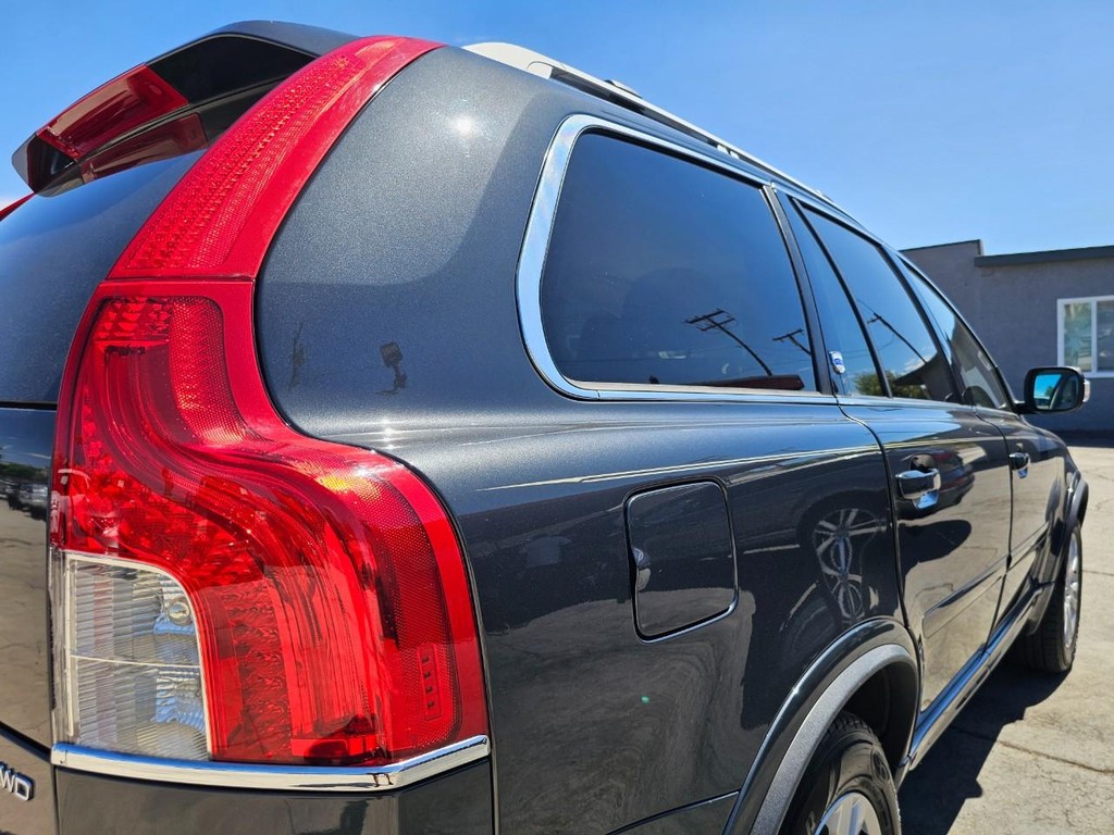 Volvo XC90 3.2 Premier Plus Vehicle Full-screen Gallery Image 13