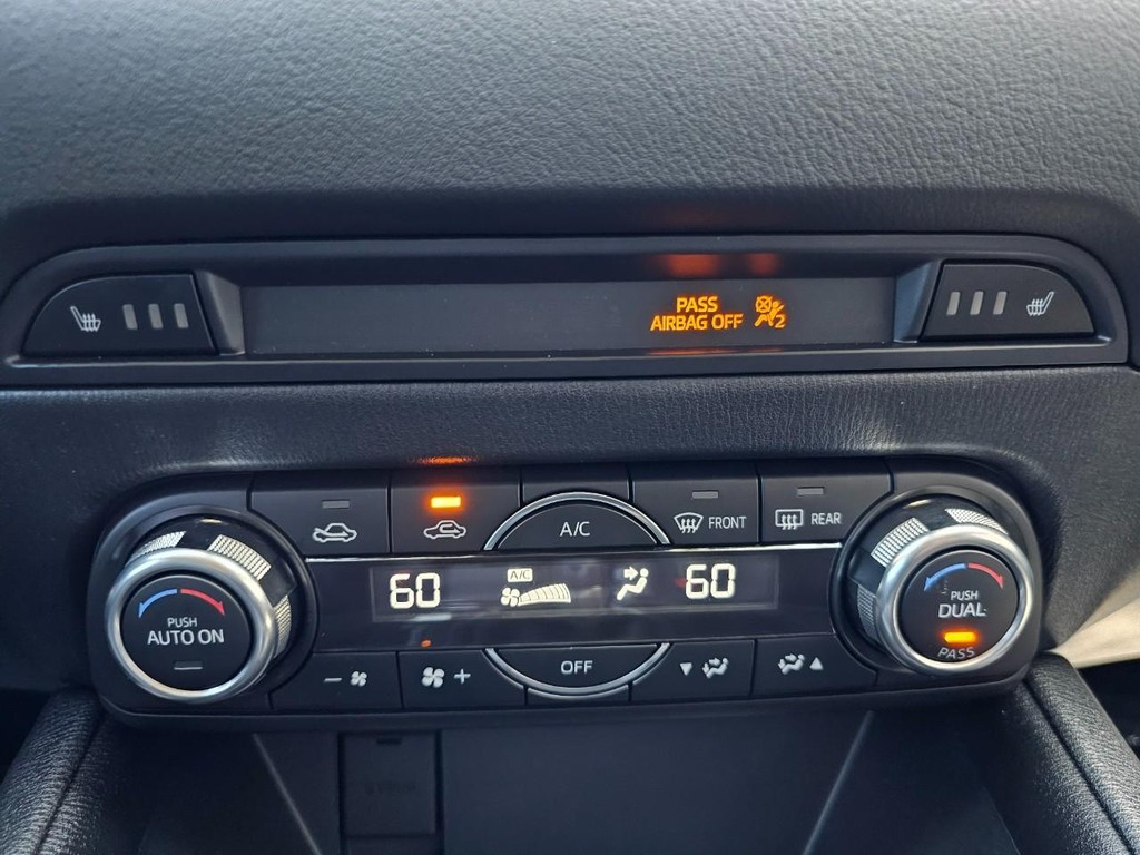 Mazda CX-5 Vehicle Full-screen Gallery Image 34