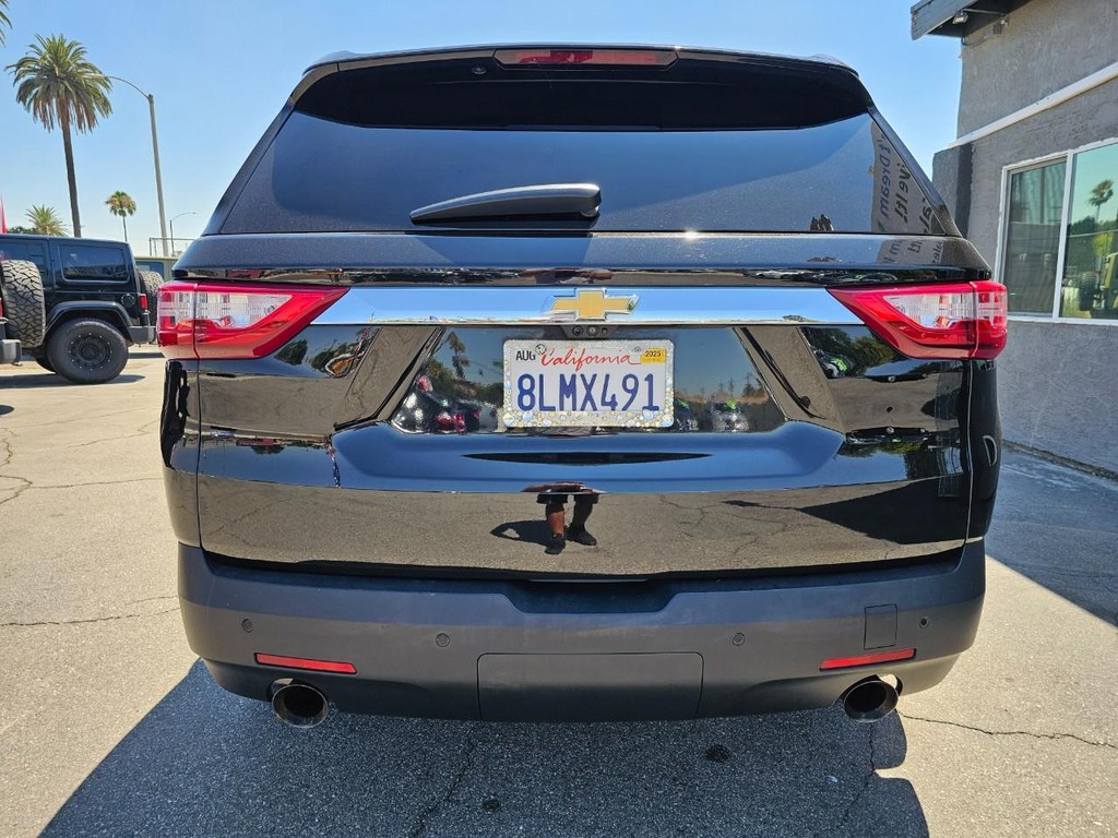 Chevrolet Traverse Vehicle Full-screen Gallery Image 5