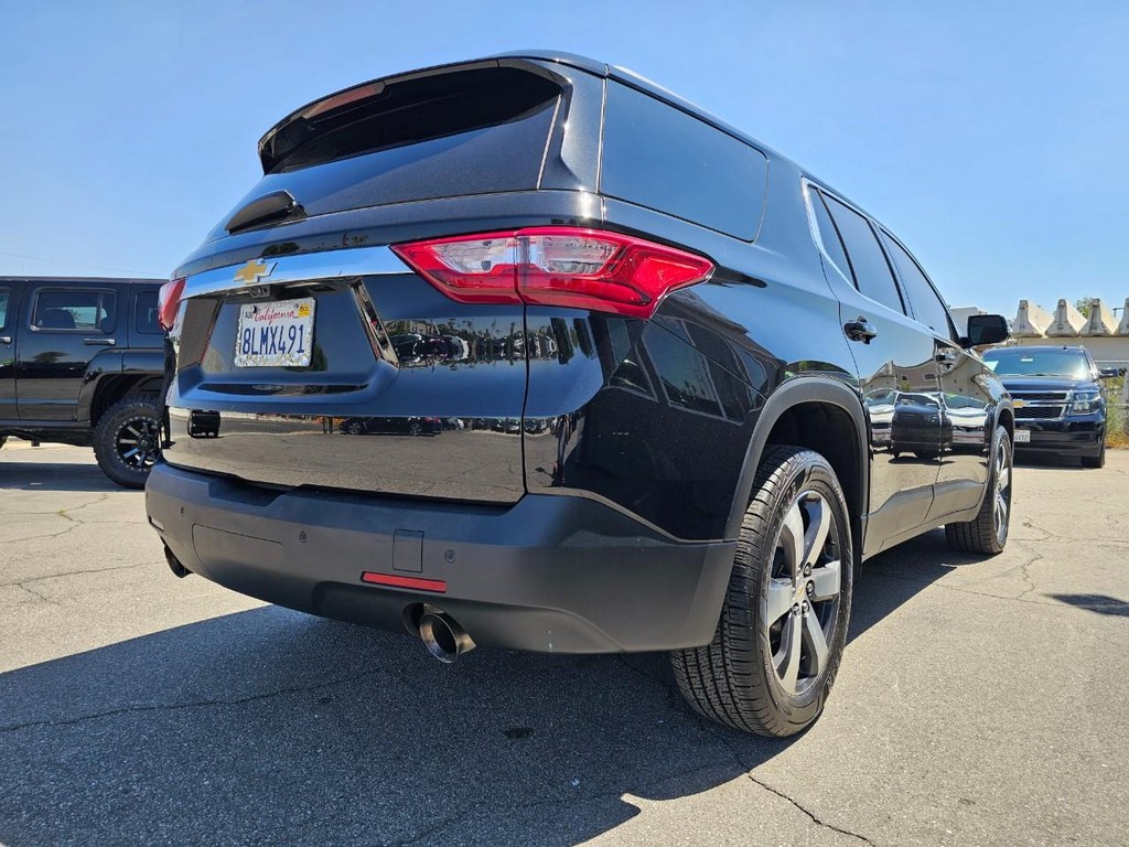 Chevrolet Traverse Vehicle Full-screen Gallery Image 6