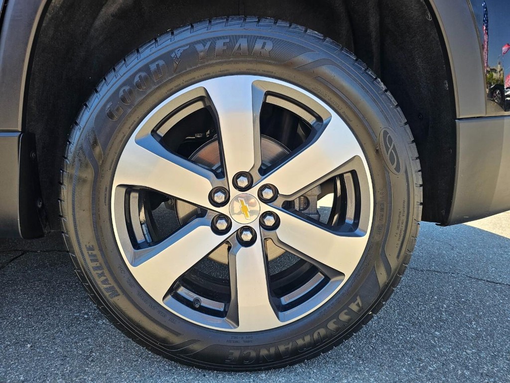 Chevrolet Traverse Vehicle Full-screen Gallery Image 17