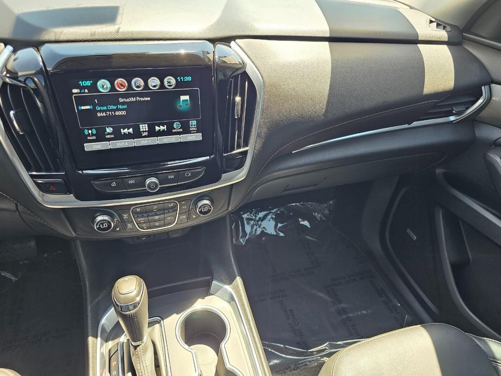 Chevrolet Traverse Vehicle Full-screen Gallery Image 30