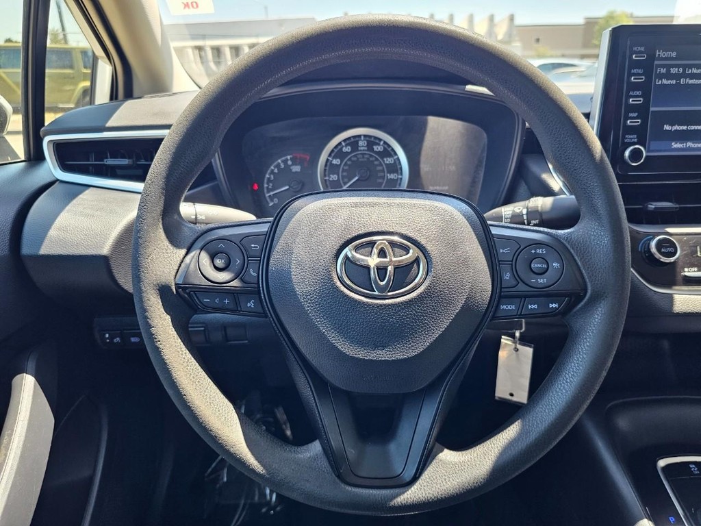 Toyota Corolla Vehicle Full-screen Gallery Image 26