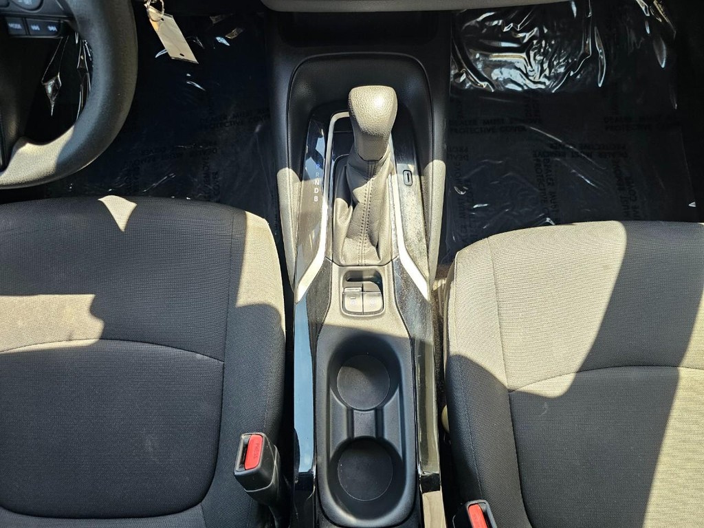 Toyota Corolla Vehicle Full-screen Gallery Image 30