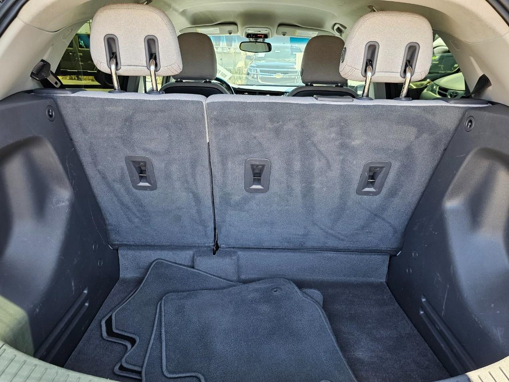 Chevrolet Bolt EV Vehicle Full-screen Gallery Image 31
