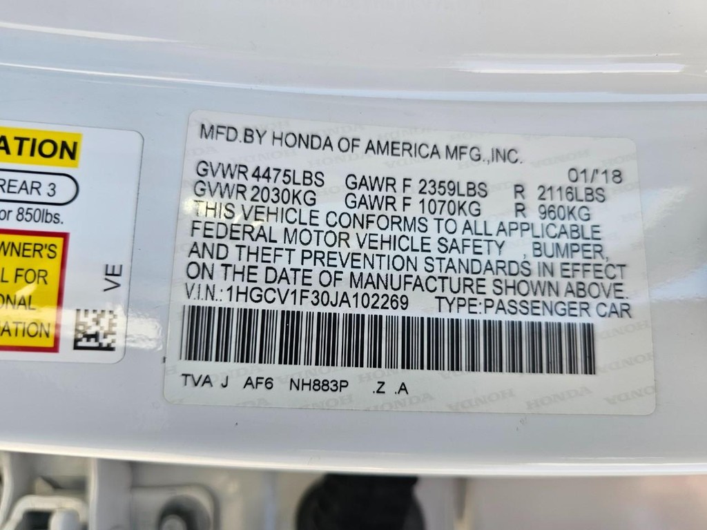 Honda Accord Sedan Vehicle Full-screen Gallery Image 36