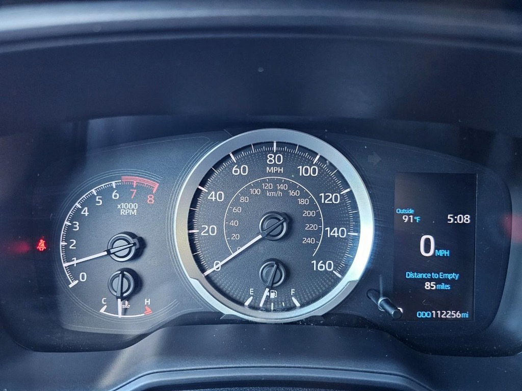 Toyota Corolla Vehicle Full-screen Gallery Image 21