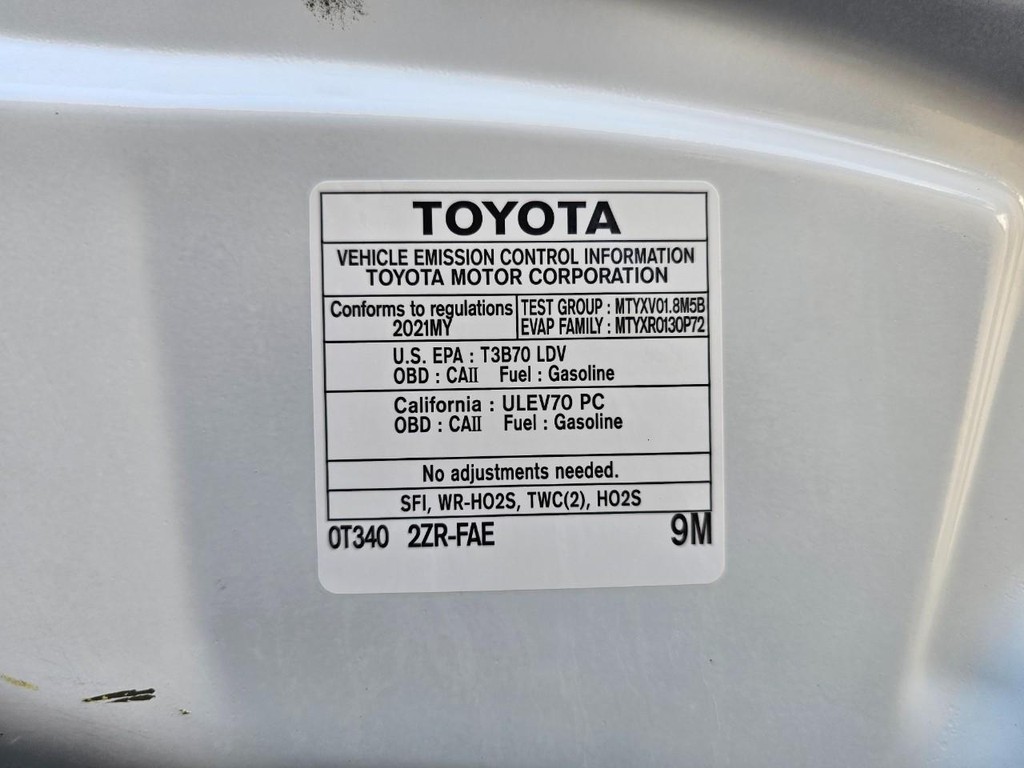 Toyota Corolla Vehicle Full-screen Gallery Image 35