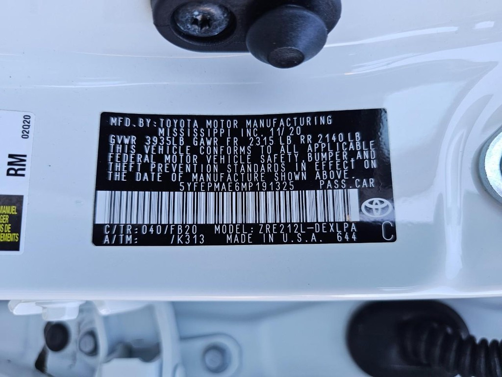 Toyota Corolla Vehicle Full-screen Gallery Image 36