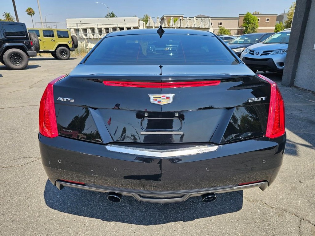 Cadillac ATS Coupe Vehicle Full-screen Gallery Image 5