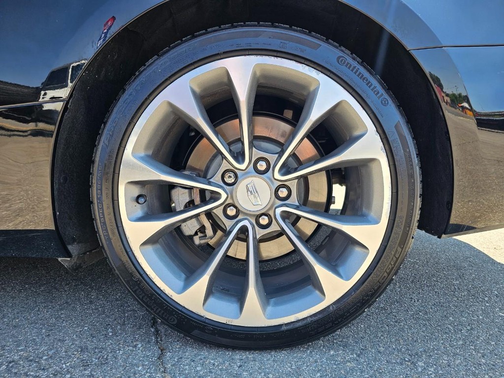 Cadillac ATS Coupe Vehicle Full-screen Gallery Image 19