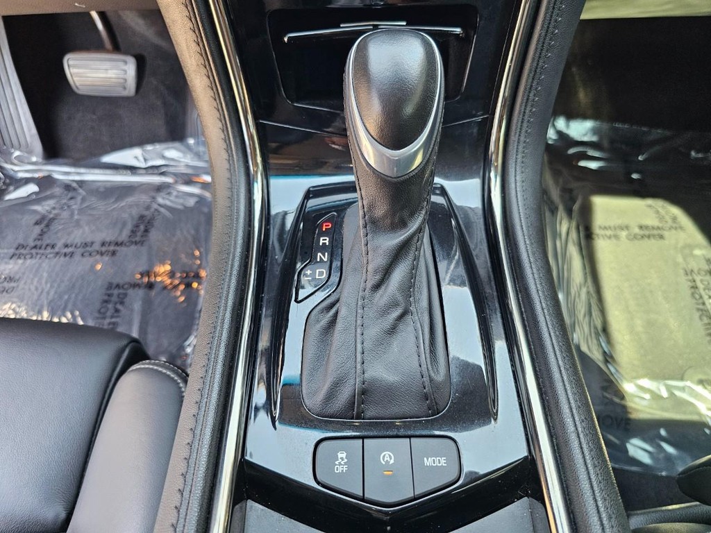 Cadillac ATS Coupe Vehicle Full-screen Gallery Image 35