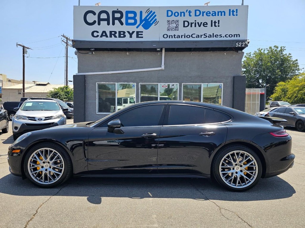 Porsche Panamera Vehicle Full-screen Gallery Image 4