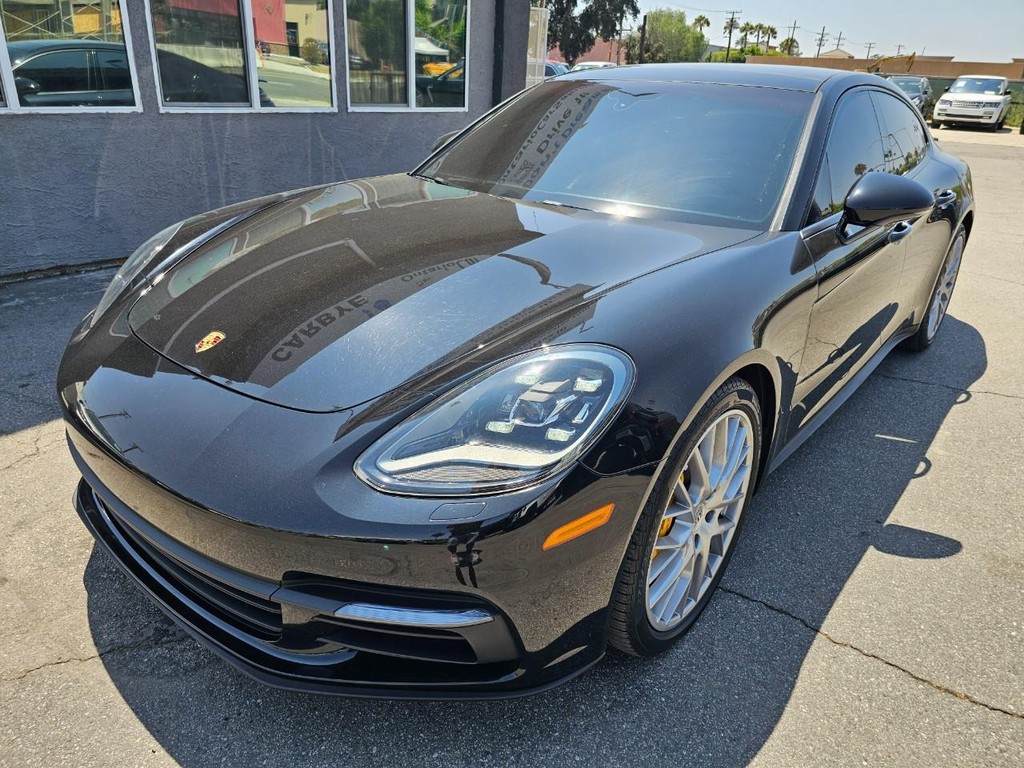 Porsche Panamera Vehicle Full-screen Gallery Image 11
