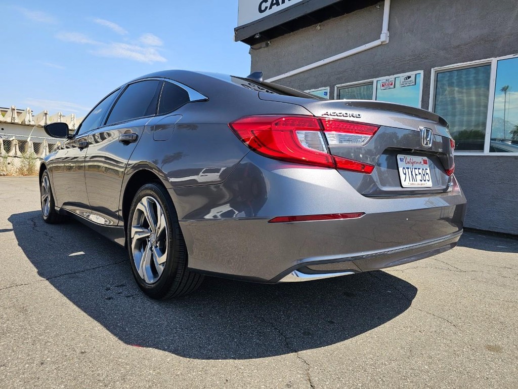 Honda Accord Hybrid Vehicle Full-screen Gallery Image 4