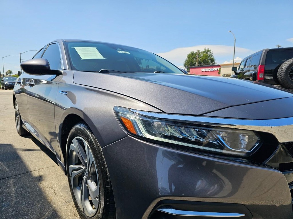 Honda Accord Hybrid Vehicle Full-screen Gallery Image 10