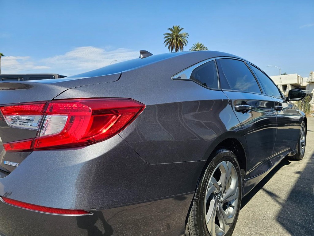 Honda Accord Hybrid Vehicle Full-screen Gallery Image 13