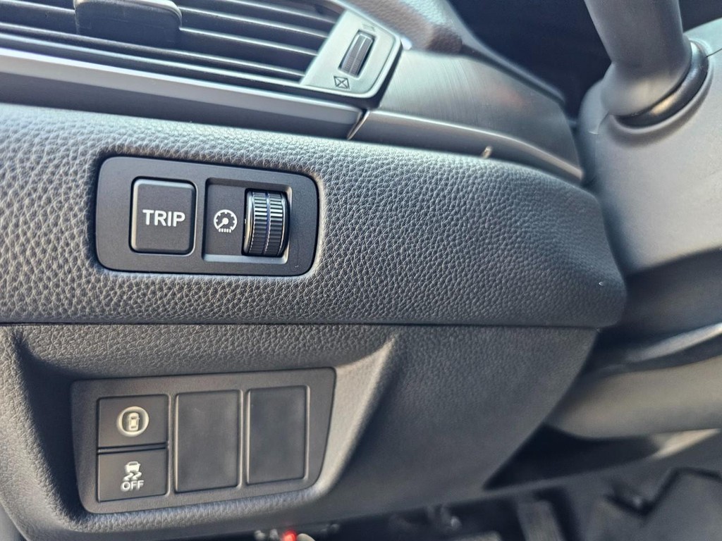 Honda Accord Hybrid Vehicle Full-screen Gallery Image 20