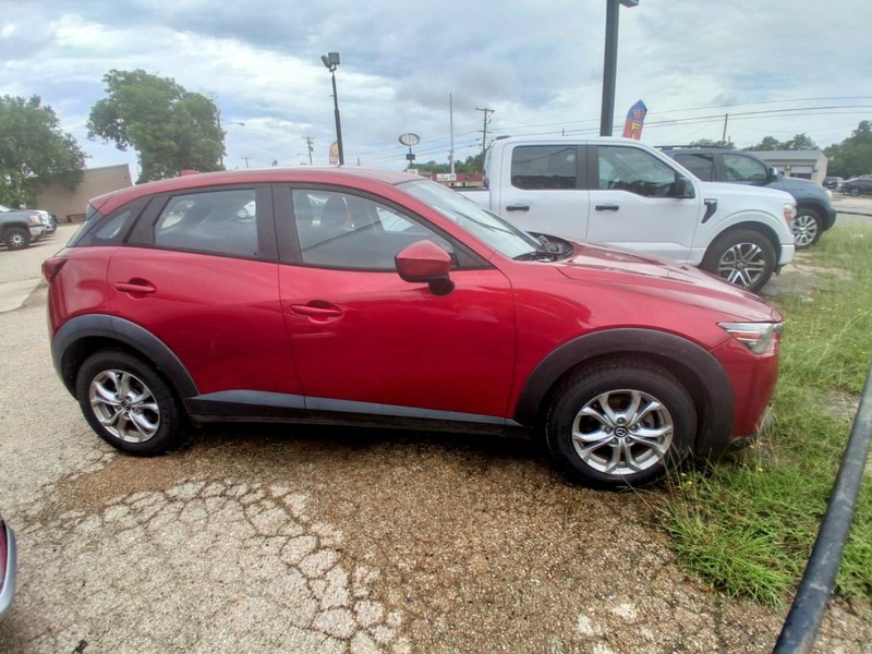 Mazda CX-3 Vehicle Image 02