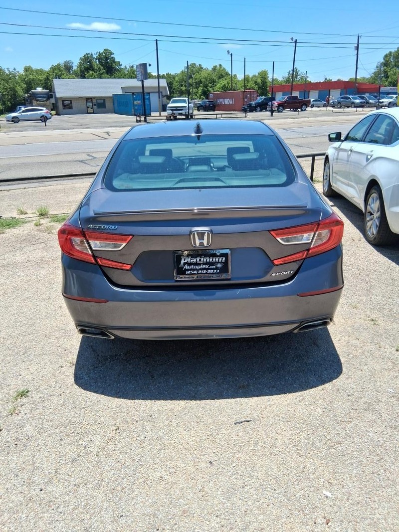 Honda Accord Sedan Vehicle Image 02