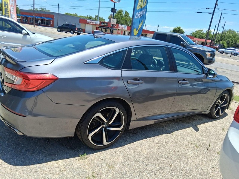 Honda Accord Sedan Vehicle Image 03