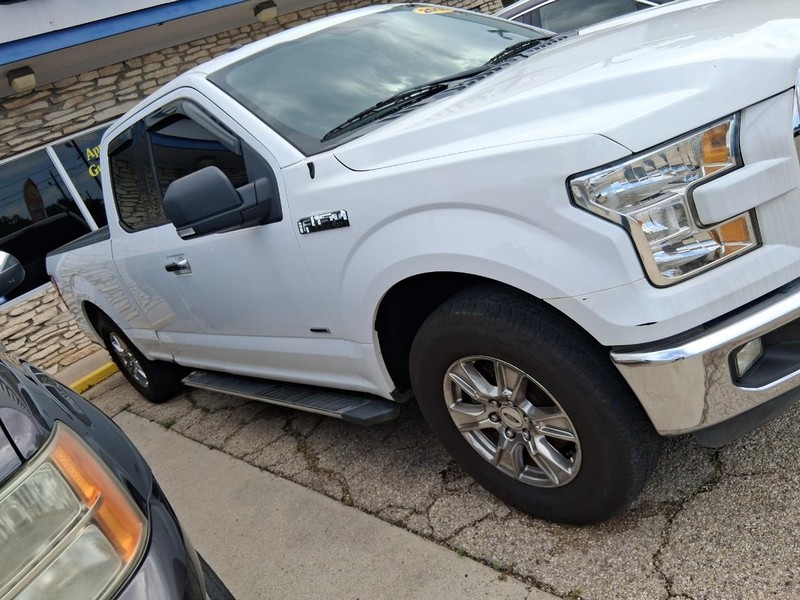 Ford F-150 Vehicle Image 02