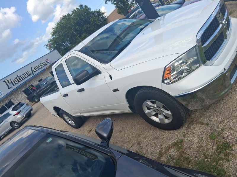 Ram 1500 Vehicle Image 02