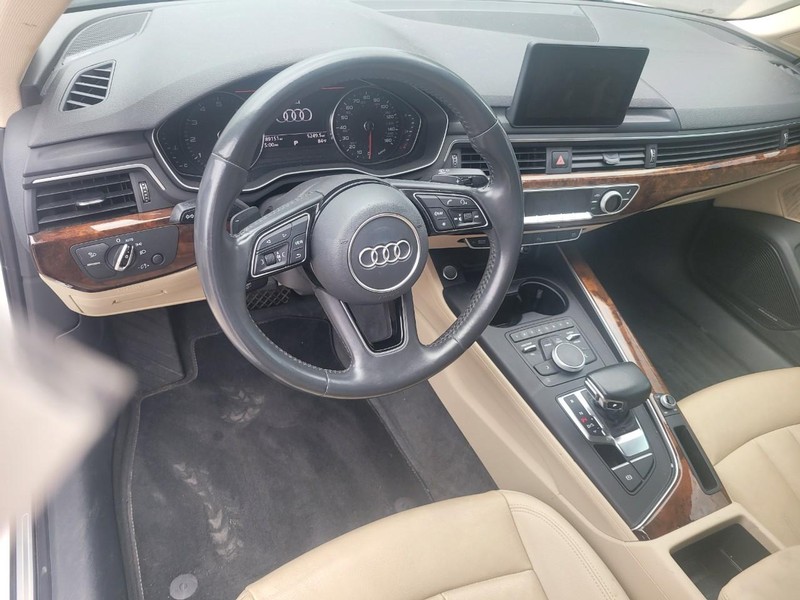 Audi A4 Vehicle Image 05