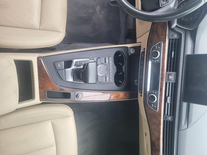 Audi A4 Vehicle Image 07