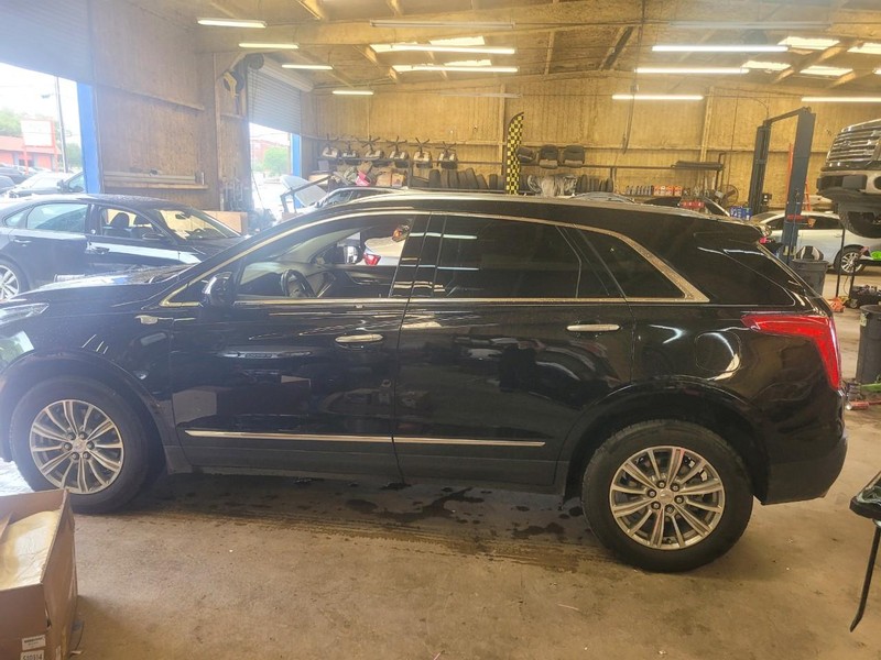 Cadillac XT5 Vehicle Image 04