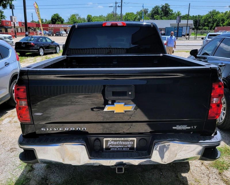 Chevrolet Silverado 1500 Vehicle Image 03