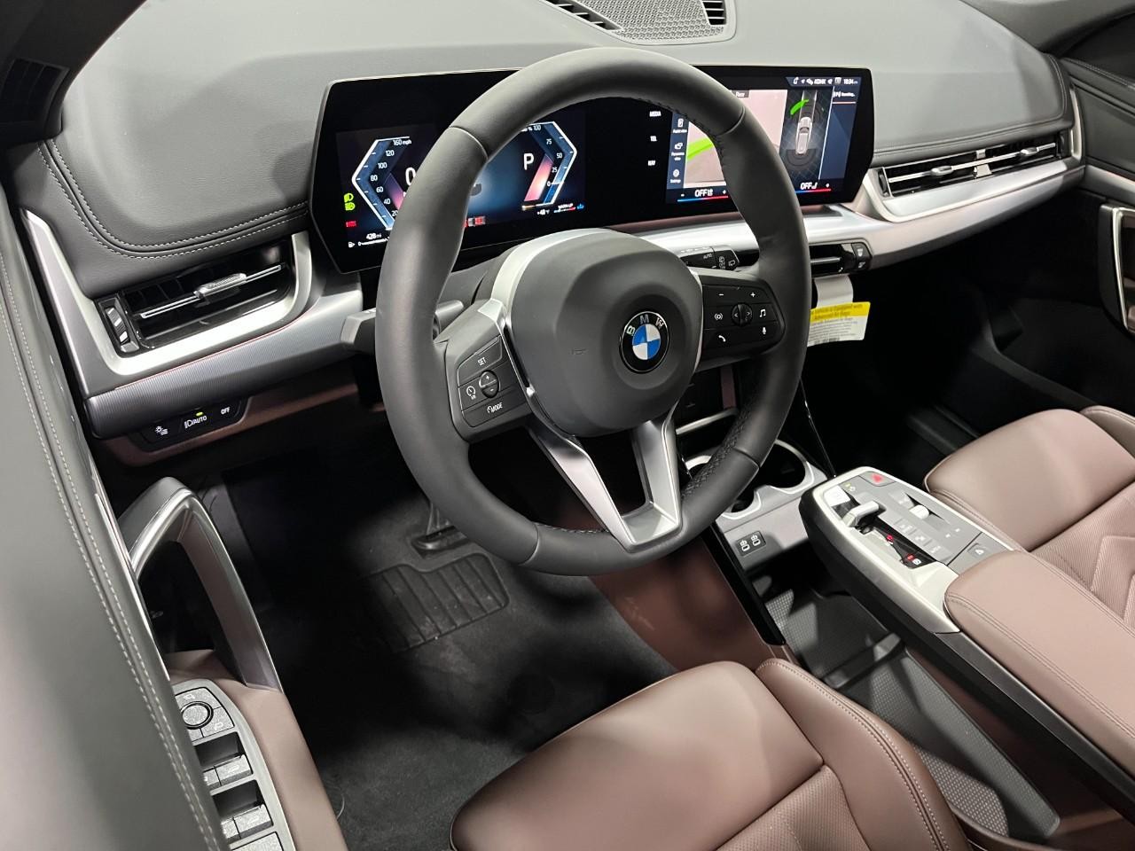 BMW X1 Vehicle Full-screen Gallery Image 20