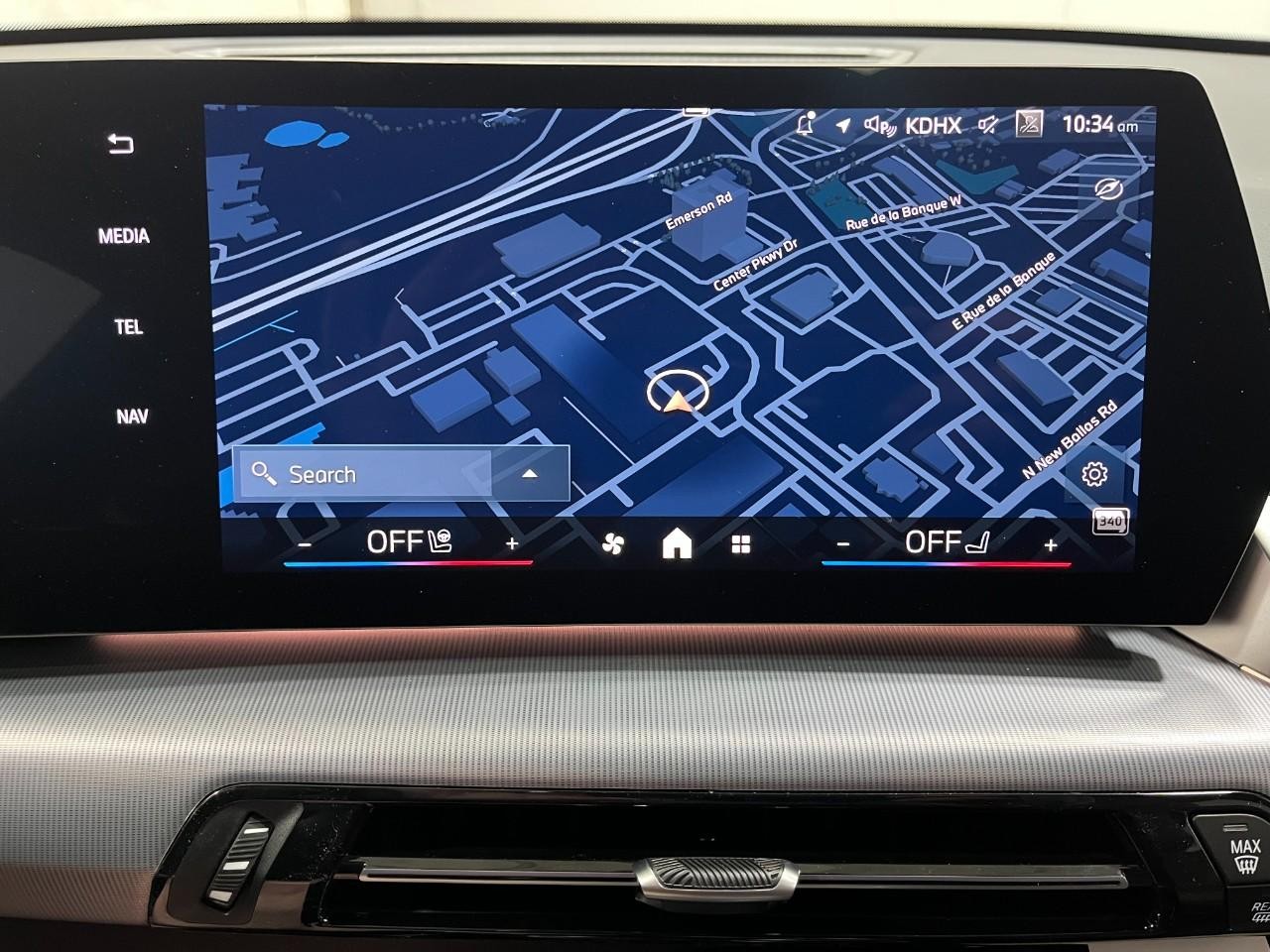 BMW X1 Vehicle Full-screen Gallery Image 26