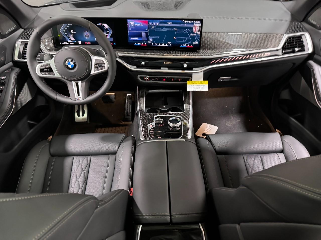 BMW X5 Vehicle Full-screen Gallery Image 13