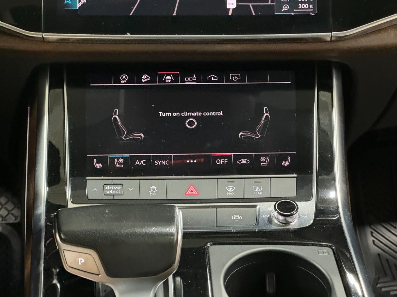 Audi Q8 Vehicle Full-screen Gallery Image 16