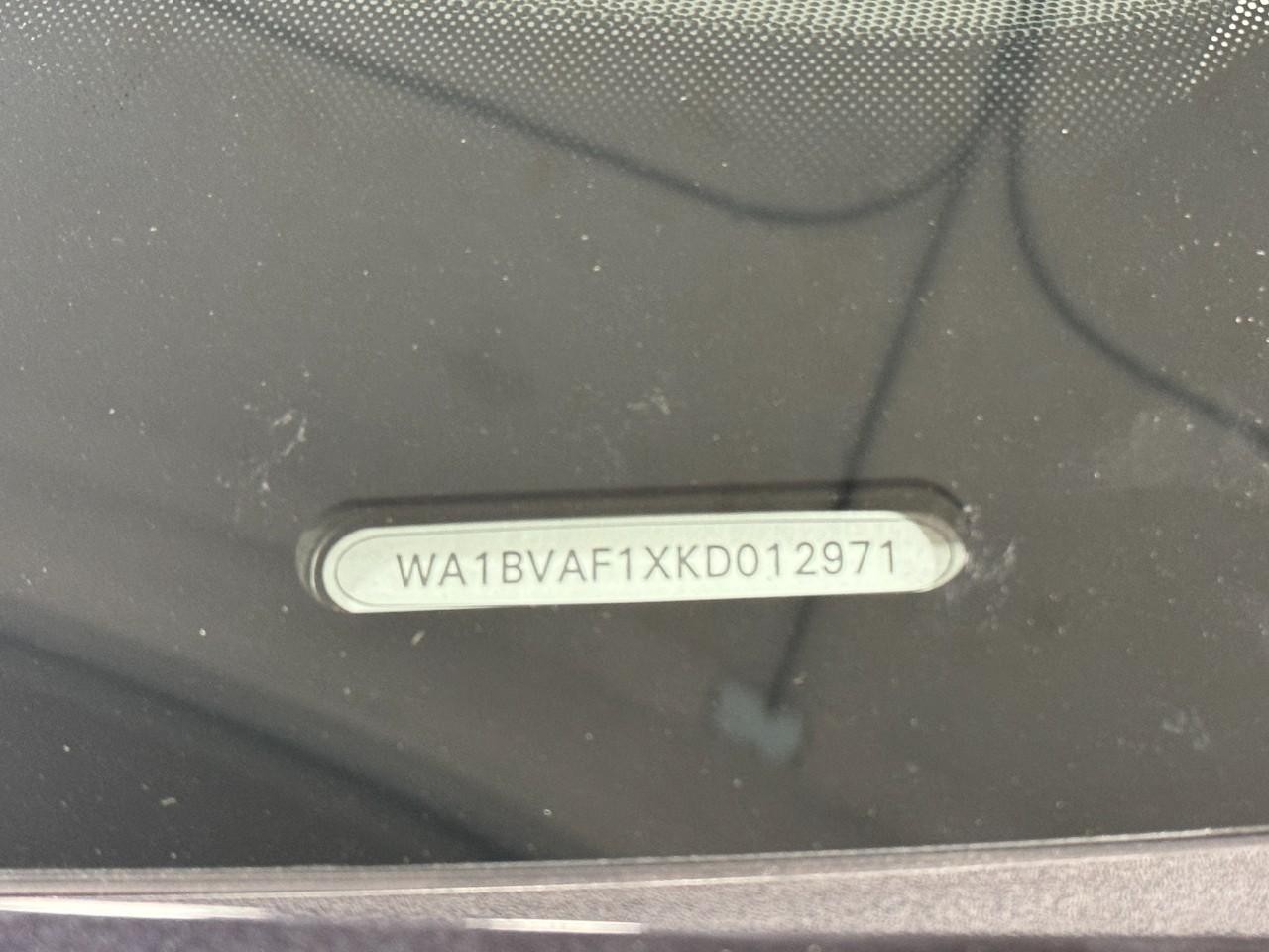 Audi Q8 Vehicle Full-screen Gallery Image 37